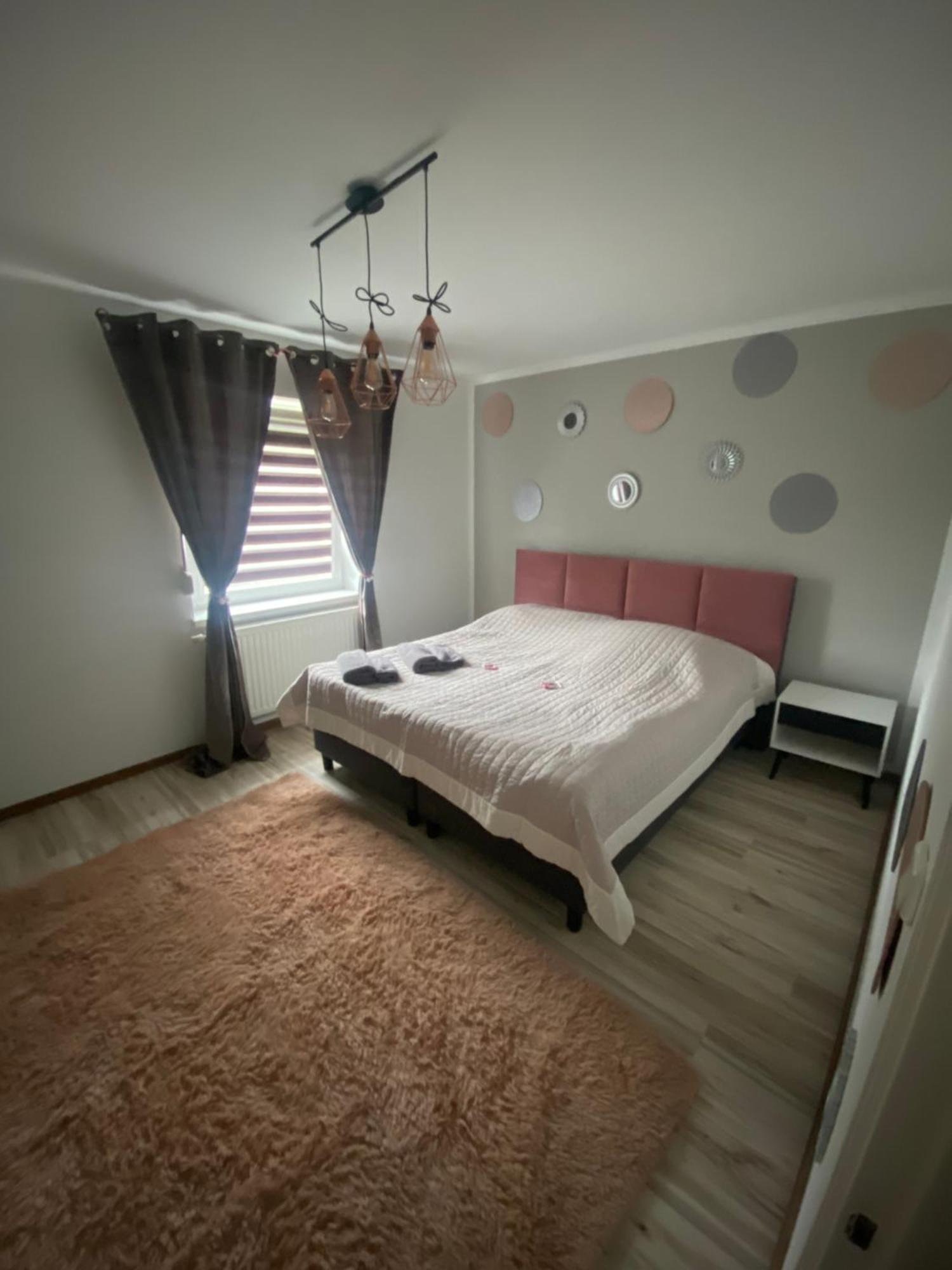 Apartamenty Ciukaj Paczkow Eksteriør billede